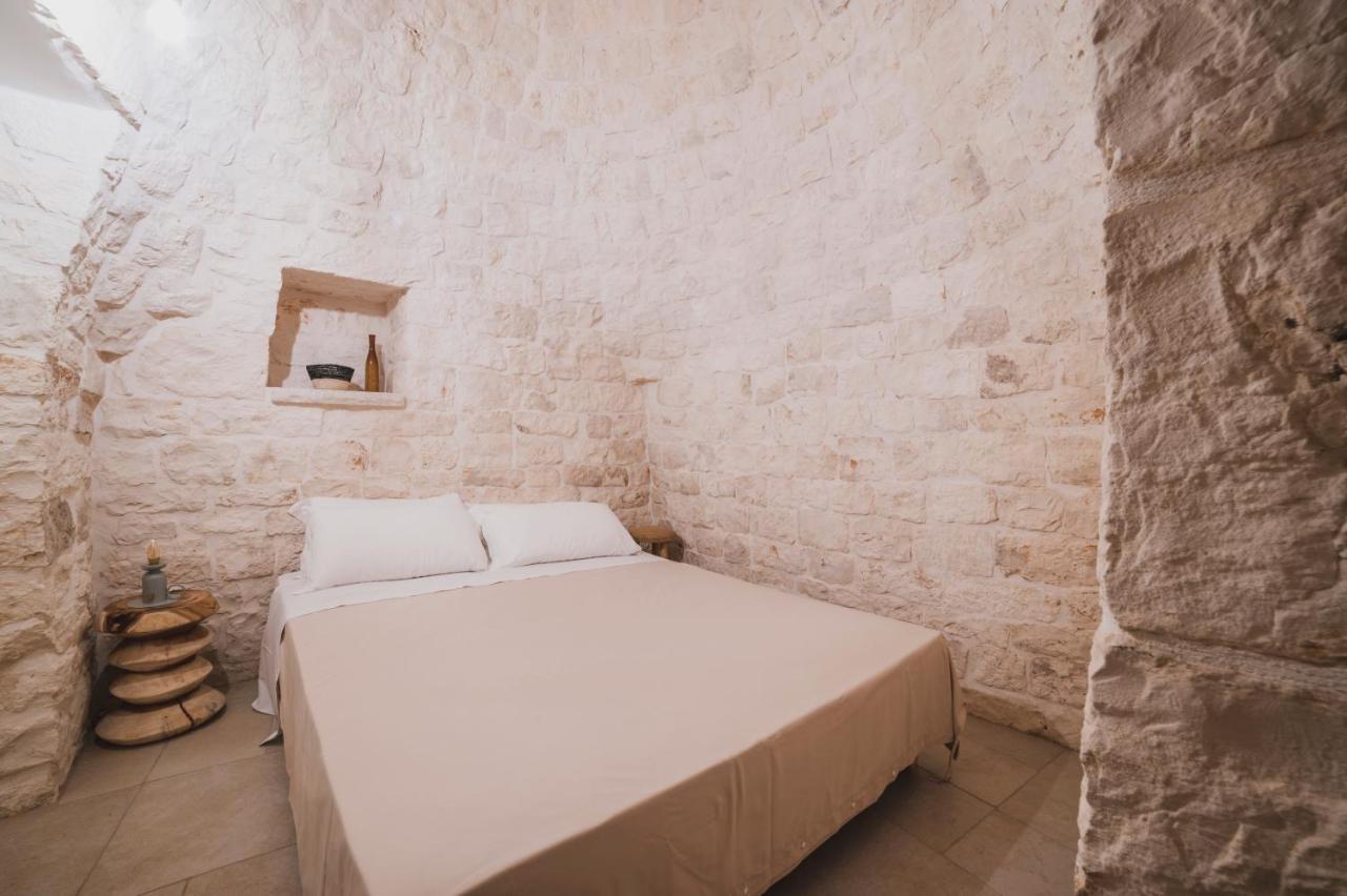 Hostal Dimorae Cama Cisternino Exterior foto
